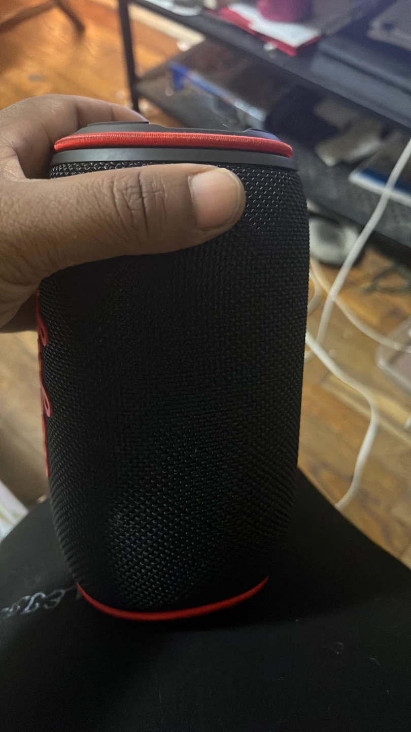 Deejay's Portable Bluetooth Speaker - photo 2