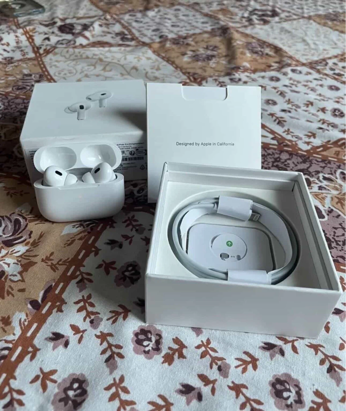 Apple AirPods Pro (2nd generation) with Charging Case