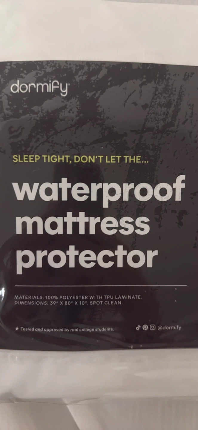 Brand new dormify waterproof mattress protector  twin XL size - photo 2