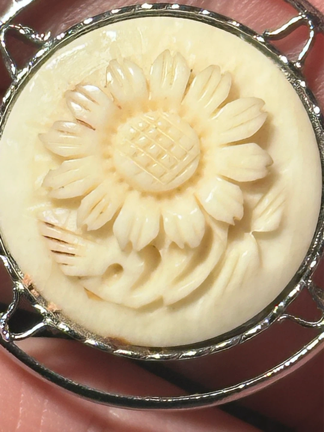 Carved Abalone Shell Floral Pendant and Necklace - photo 3
