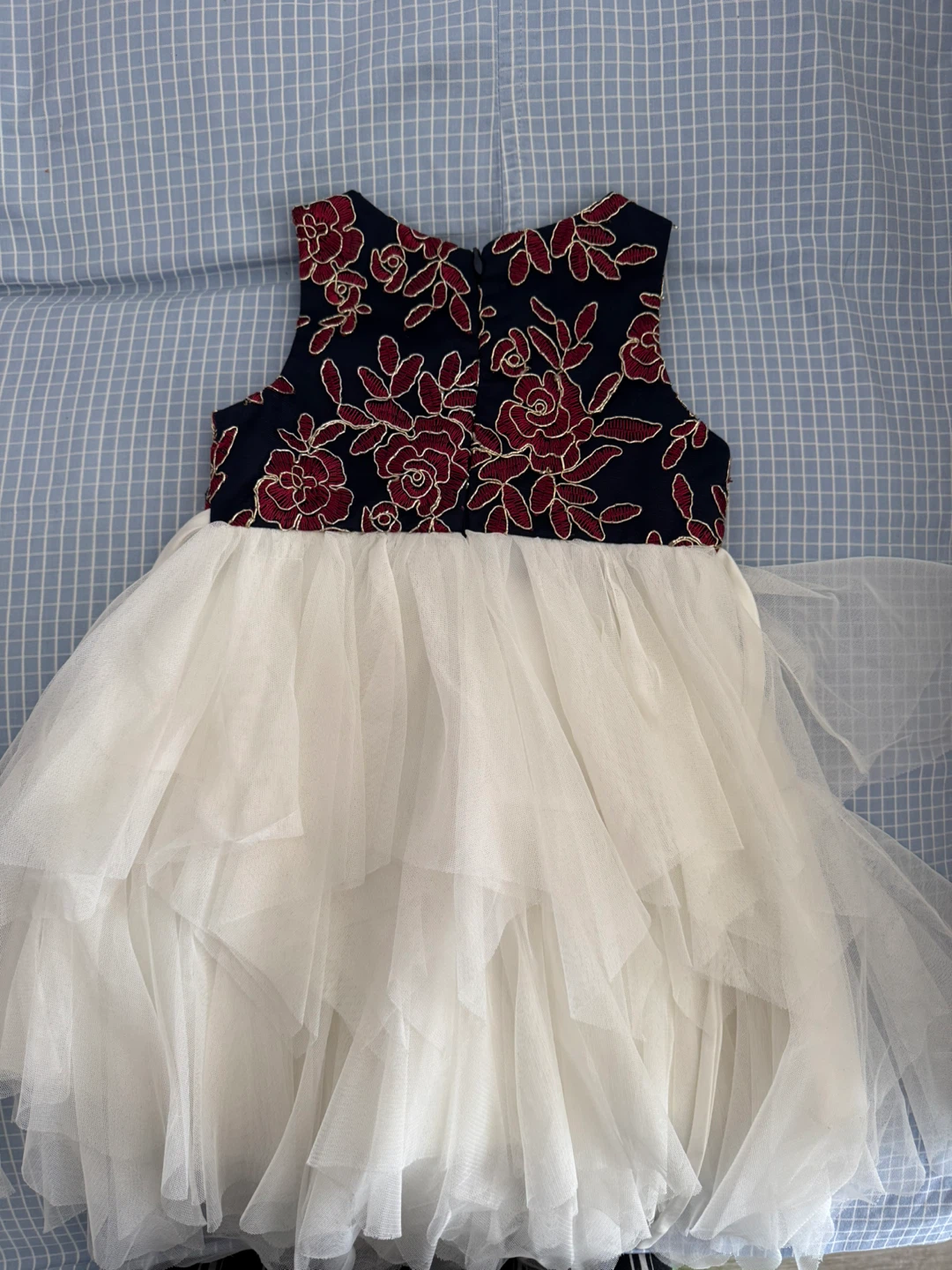 White Tulle Dress with Floral Embellishment - photo 4