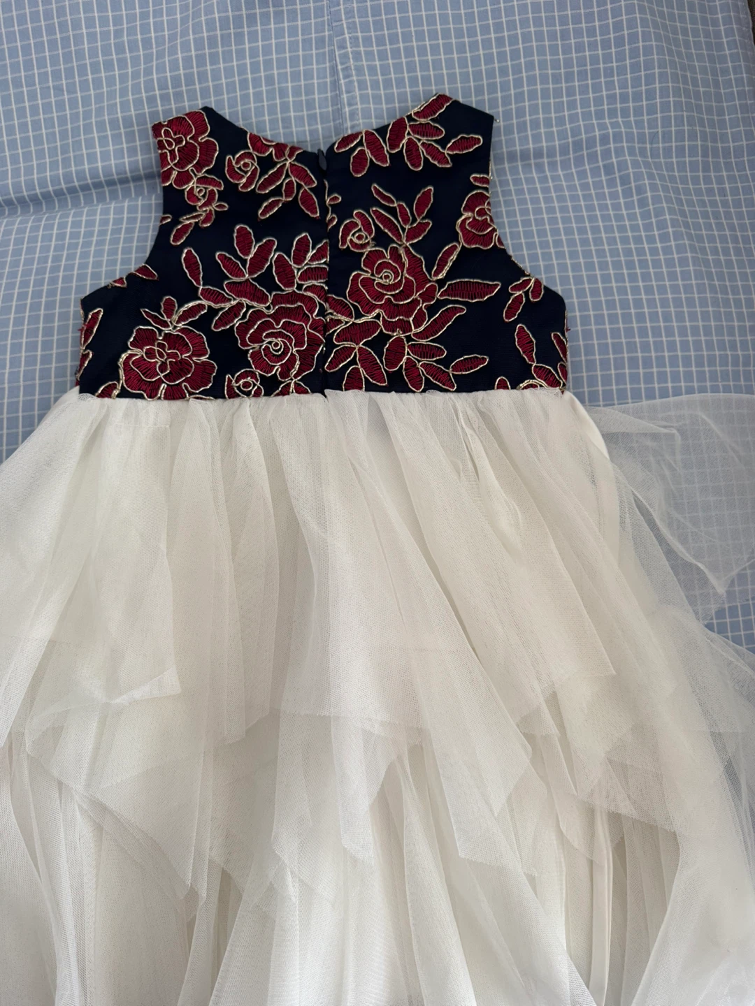 White Tulle Dress with Floral Embellishment - photo 3