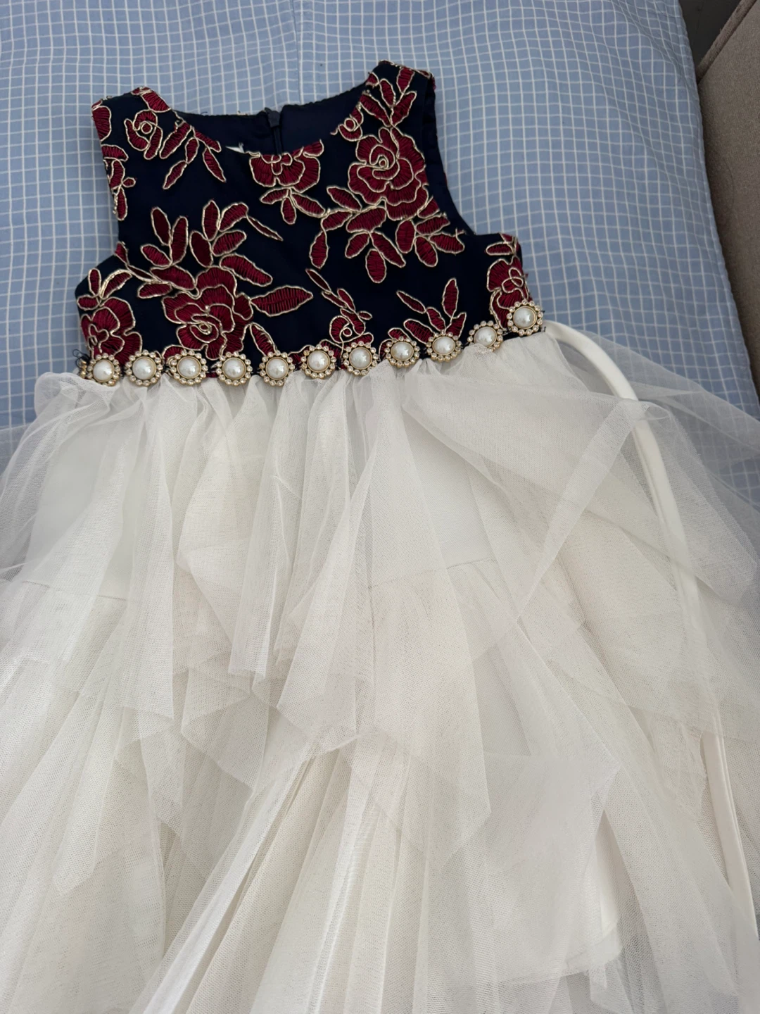 White Tulle Dress with Floral Embellishment - photo 5