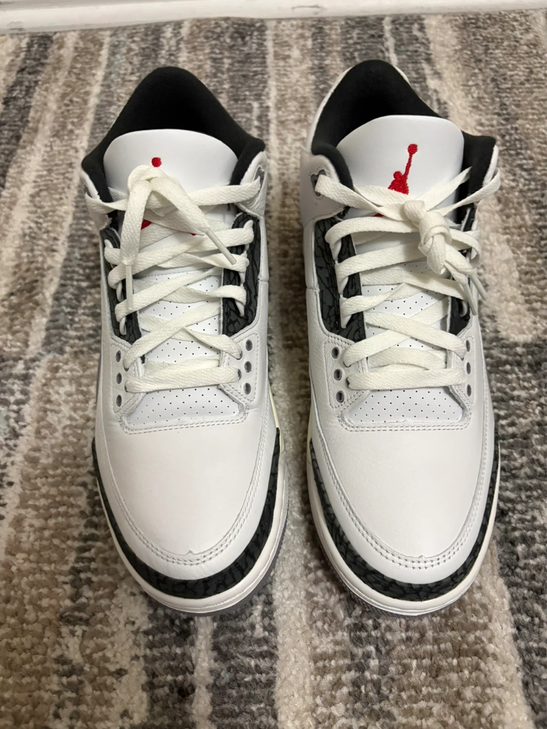 Air Jordan 3 - photo 4
