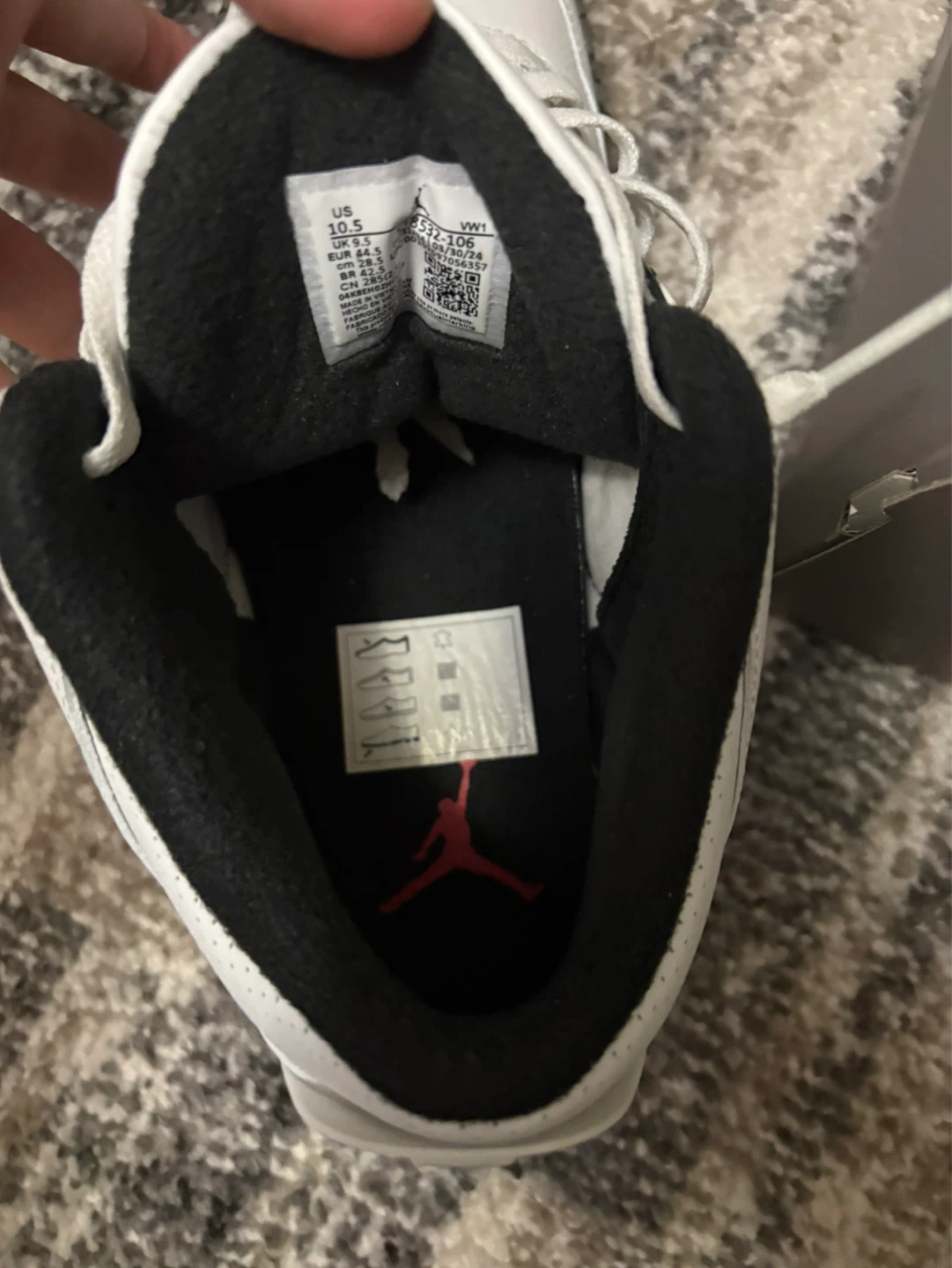 Air Jordan 3 - photo 3