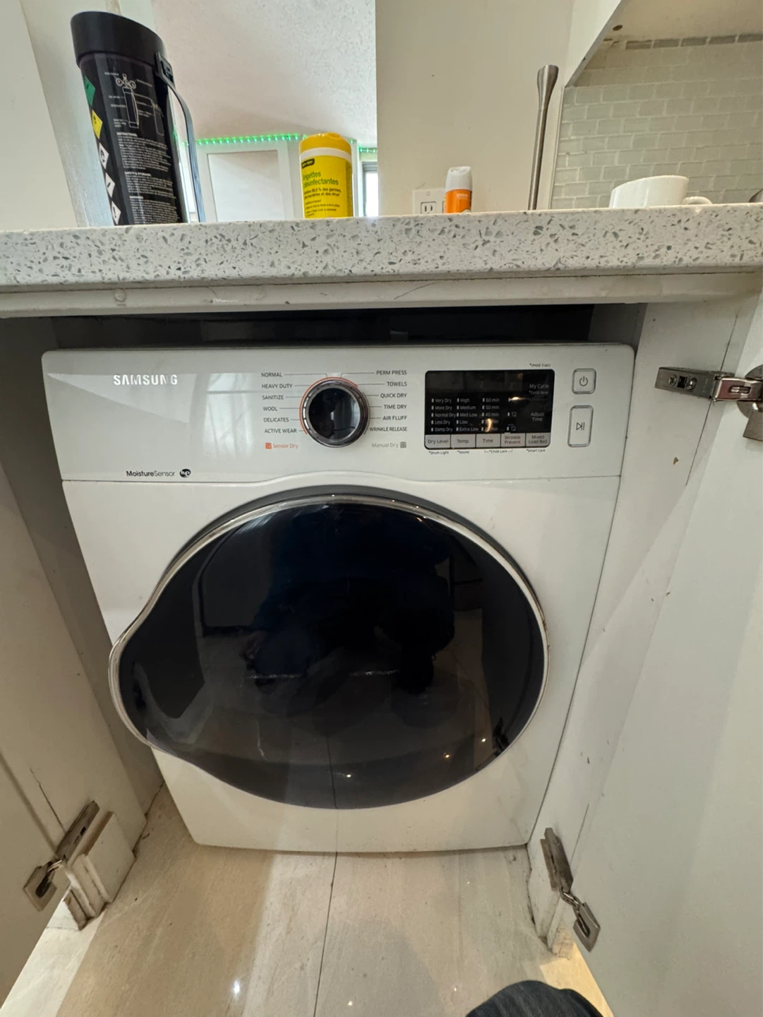 Samsung 4.0 Cu.Ft. Vented 24" Compact Electric Dryer