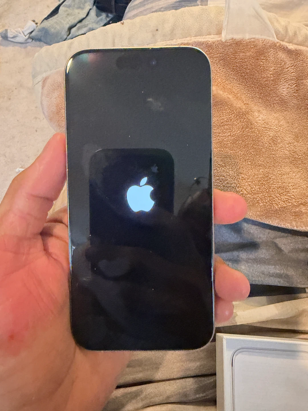 Apple iPhone 15 Pro (grey) - photo 2