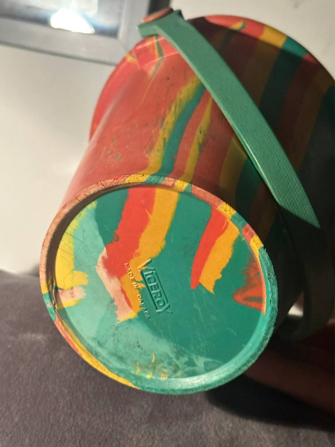 Mid-century Viceroy Canada Vintage Rainbow Rubber Sand Pail - photo 5