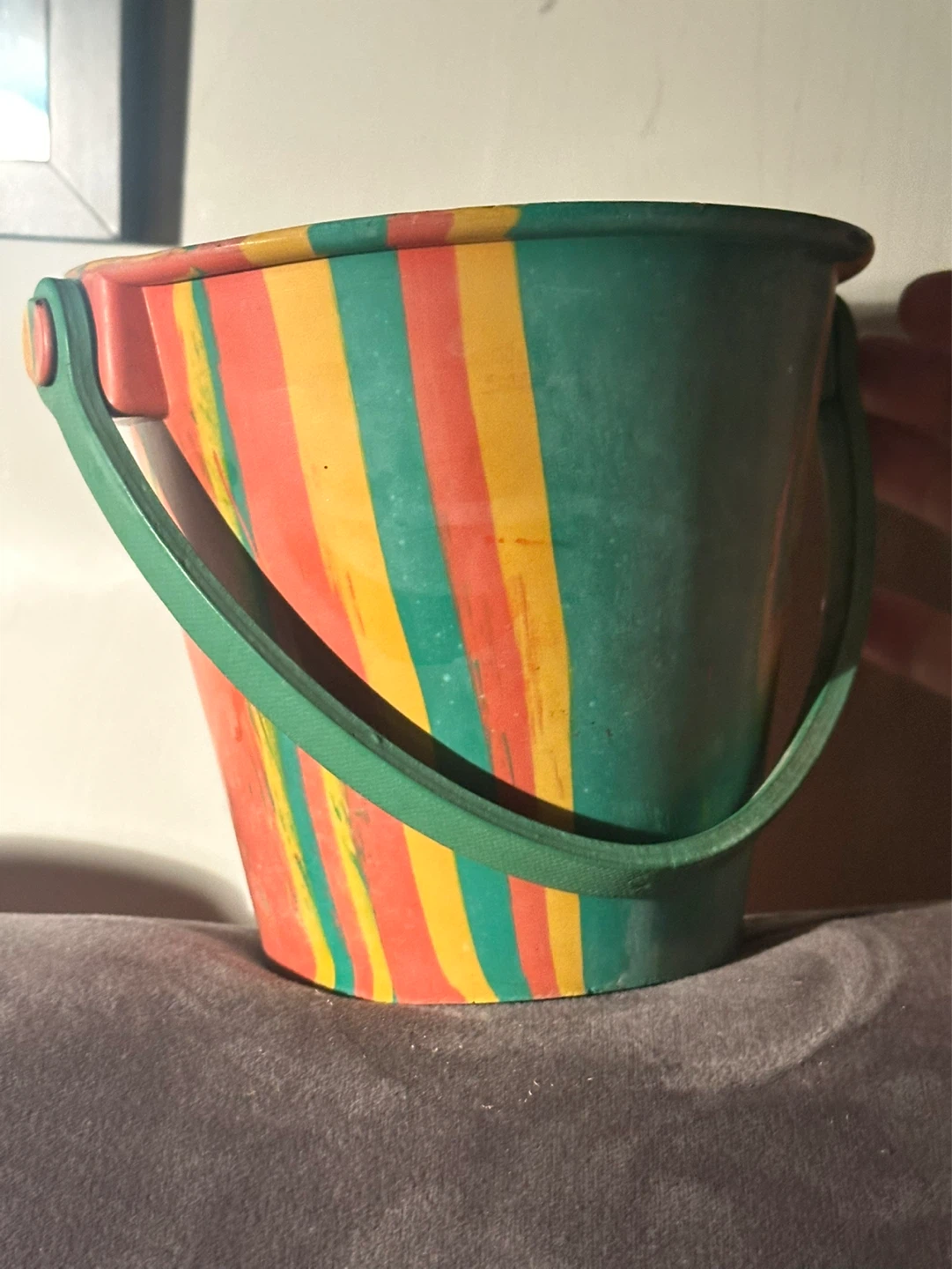 Mid-century Viceroy Canada Vintage Rainbow Rubber Sand Pail - photo 3