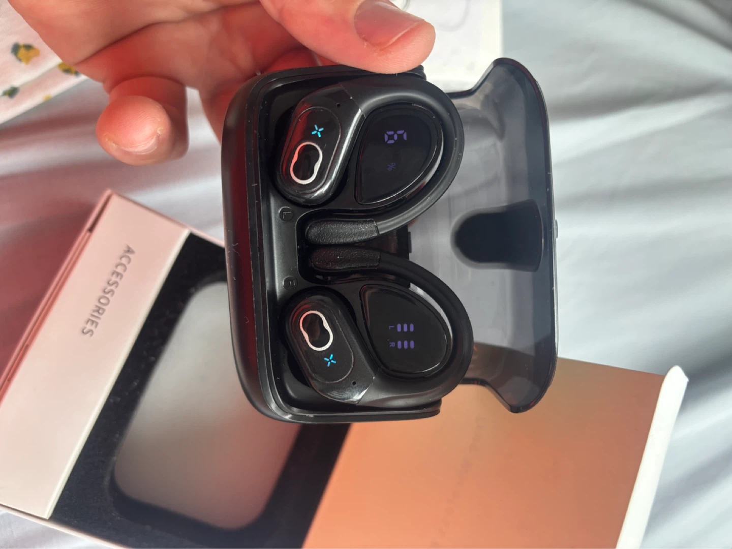 Aptkdoe HD65 True Wireless Earbuds - photo 2