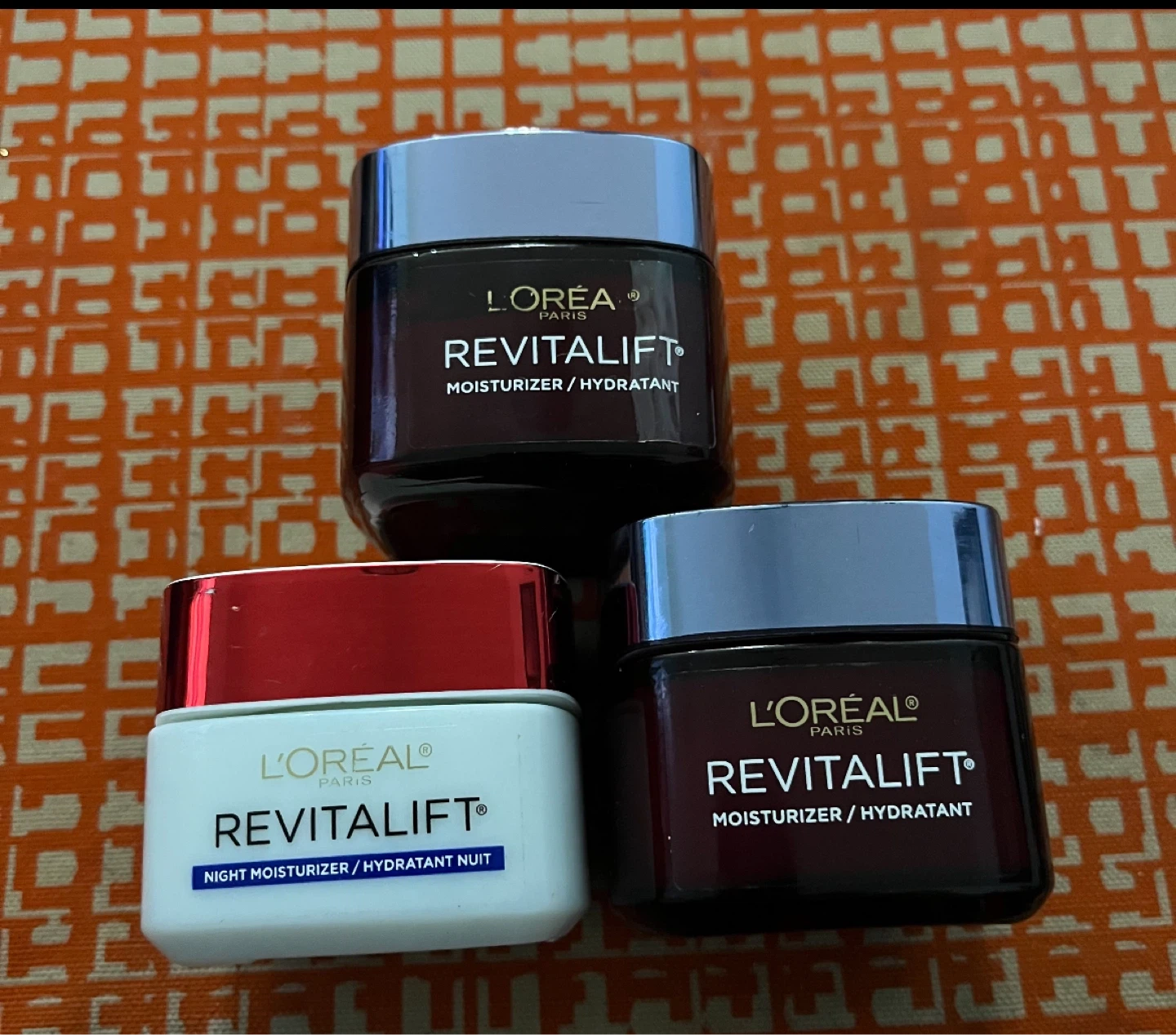 L'Oréal Revitalift Moisturizer / Hydratant (3 jars)