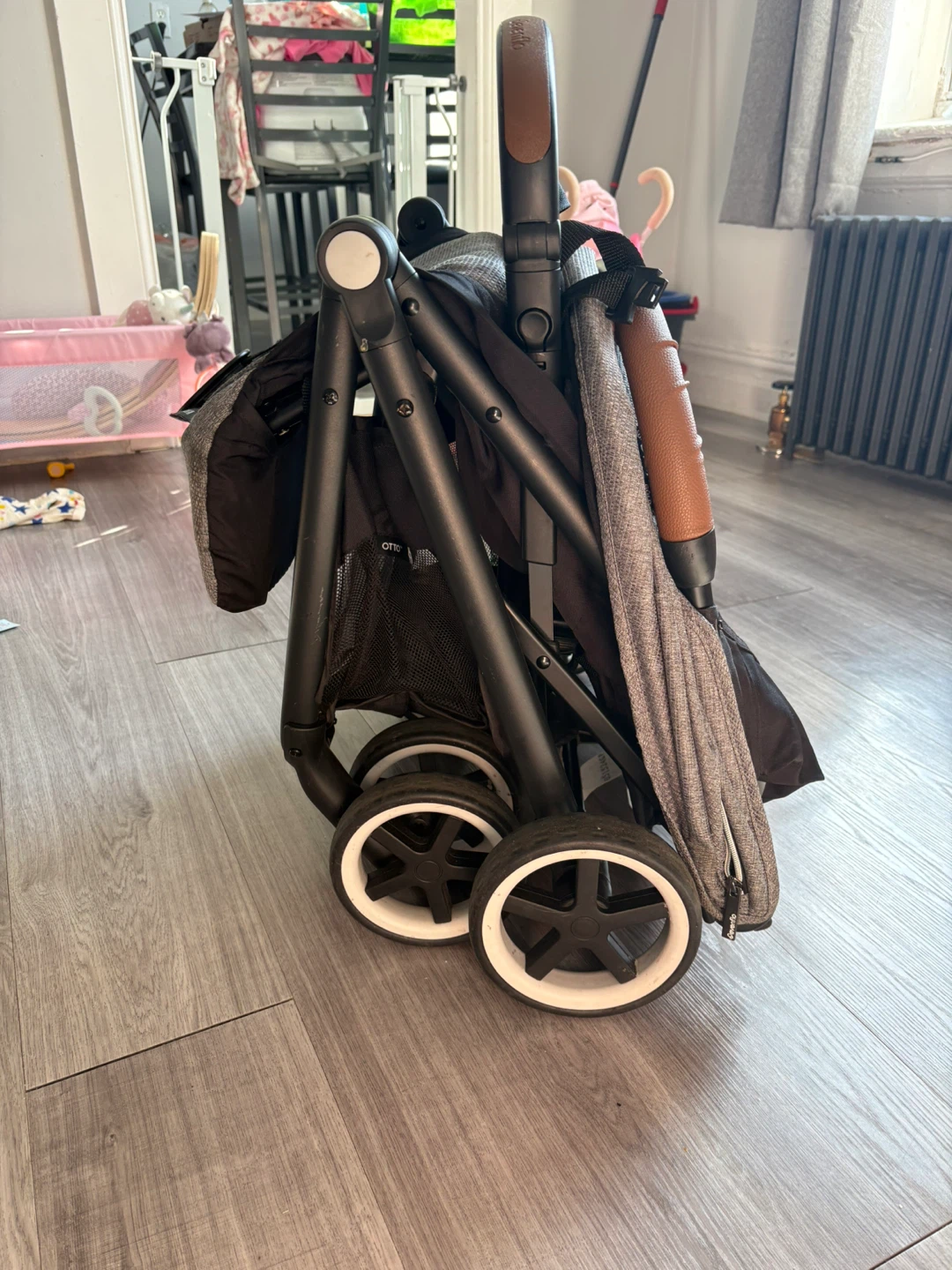 Evenflo Otto Self-Folding Lightweight Travel Stroller - photo 4