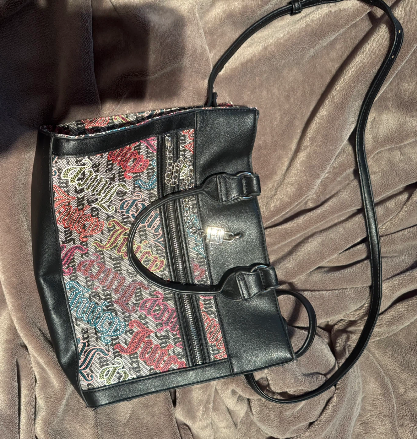 Juicy couture purse and wristlet