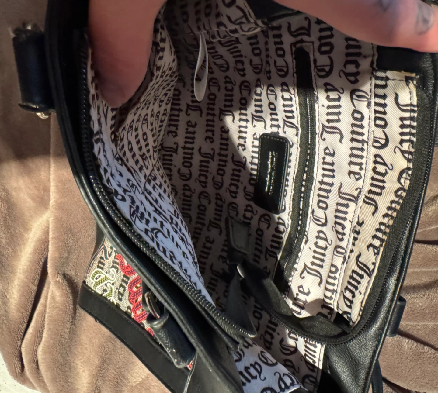 Juicy couture purse and wristlet - photo 2