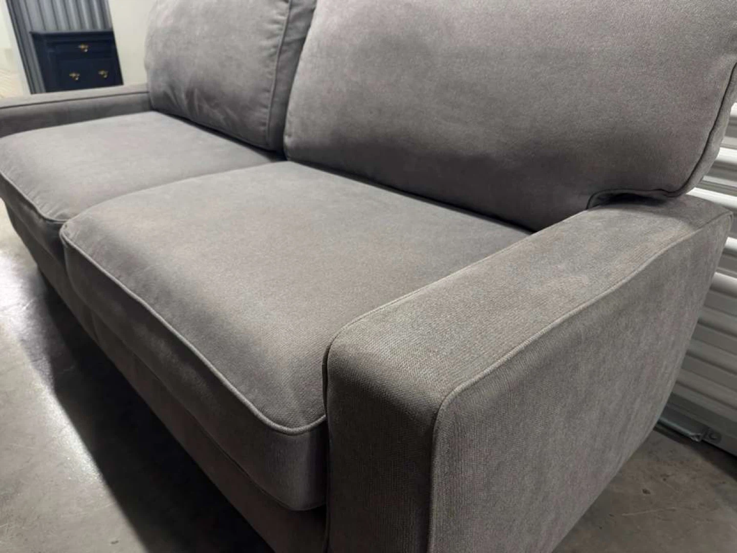 🚨Free Delivery NJ/NY Gray Sofa - photo 3