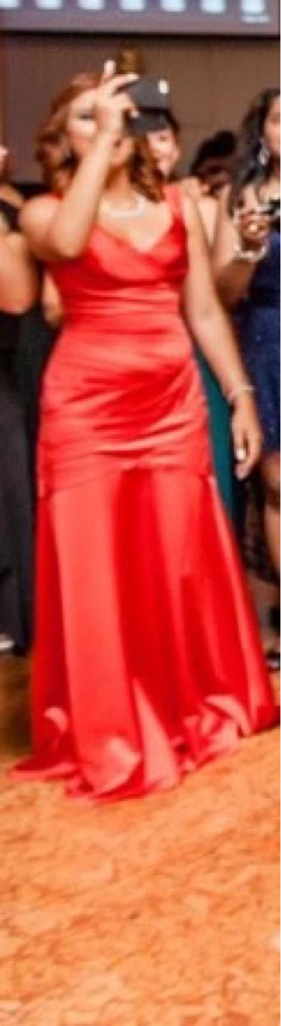 Red Ruched Formal Gown - photo 3