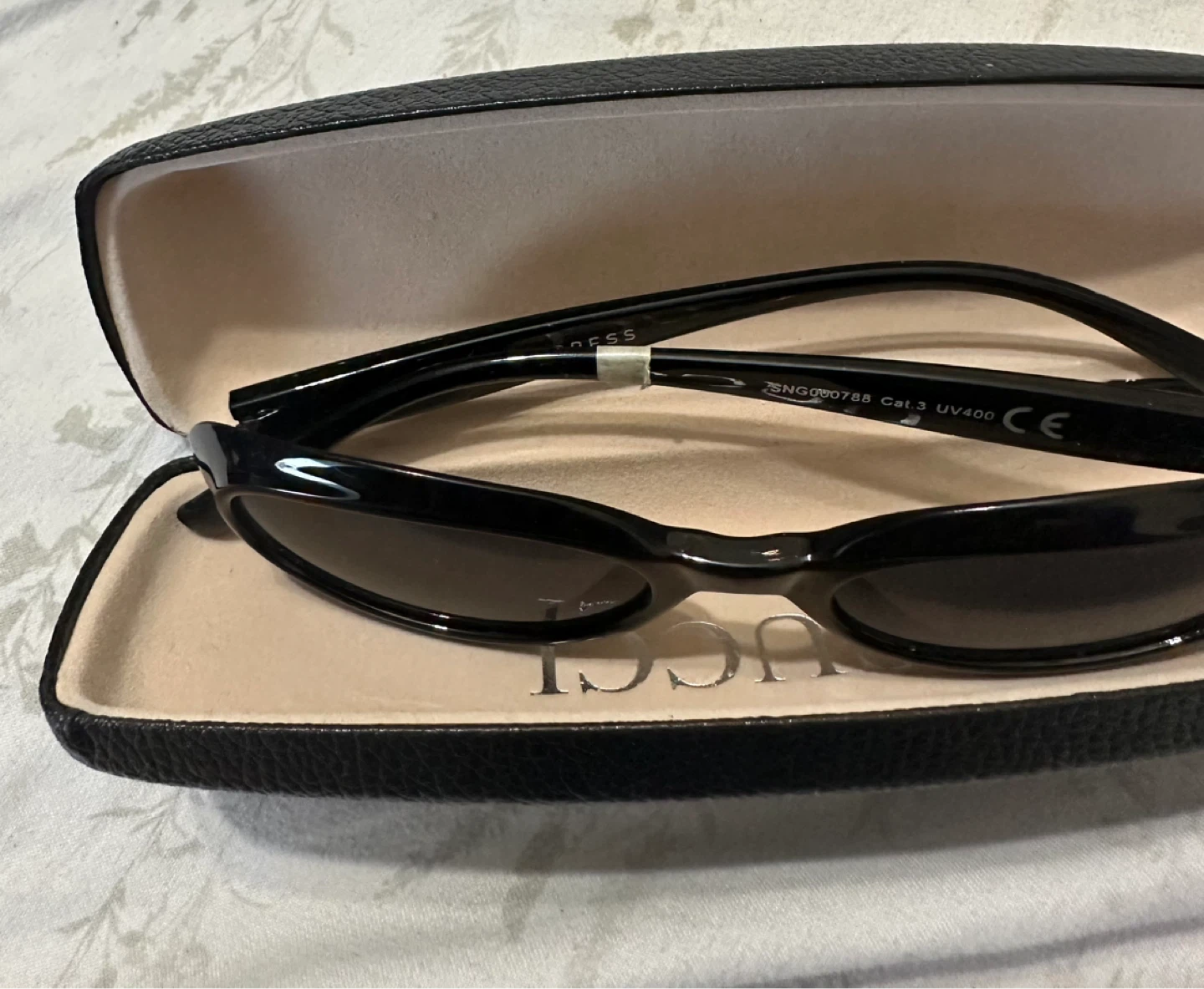 Black Oval Sunglasses