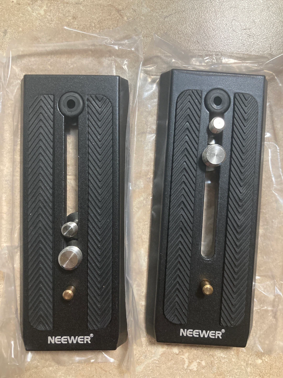 Neewer QS-501 Quick Release Camera Plates (2 Pack) - photo 2