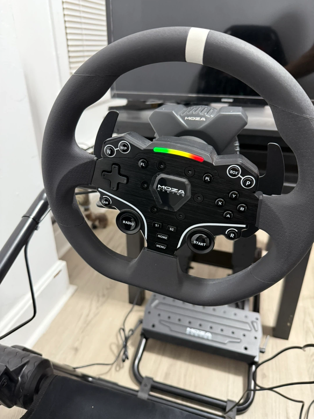 Next Level Racing MOZA R3 Racing Wheel and Pedals - photo 3
