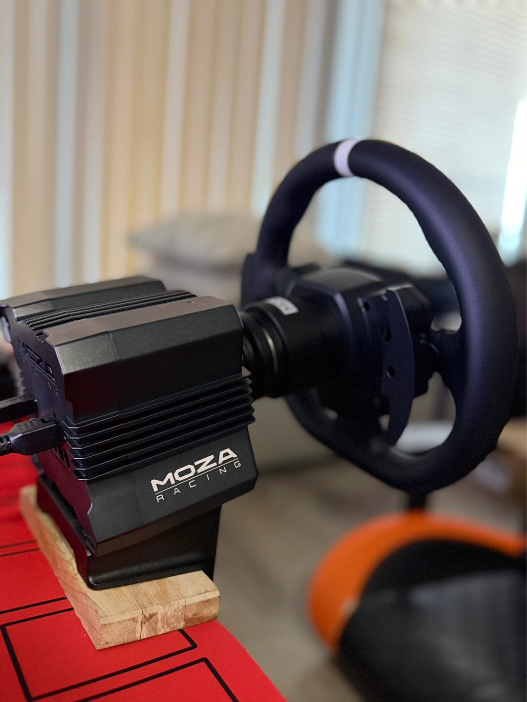 MOZA R5 v2 Racing Steering Wheel and Pedals Set - photo 2