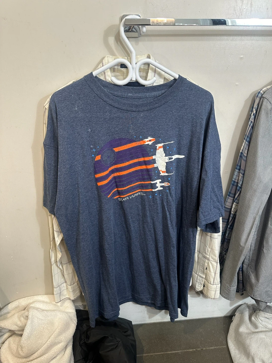Star Wars Graphic T-Shirt x 2 - 20 bucks each - photo 2