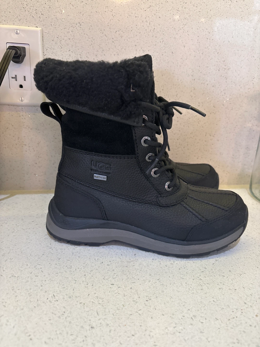 Ugg Waterproof Boots - Black SIZE 5.5