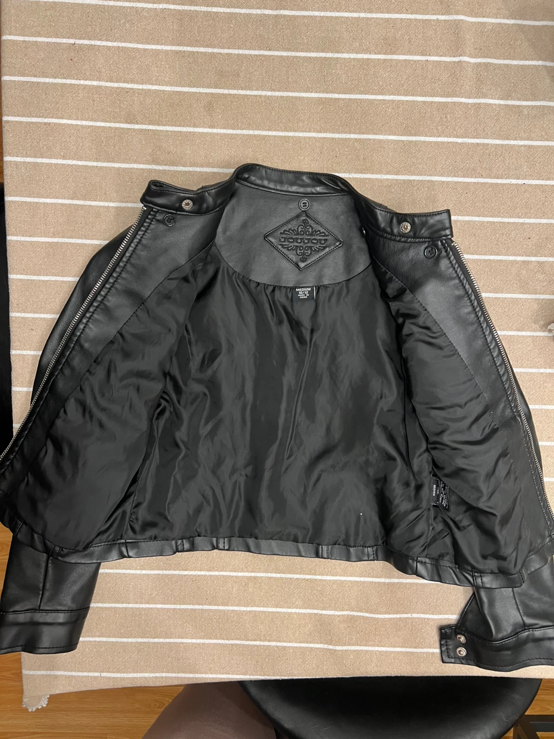 Vegan Leather Kids Jacket – Size 10 - photo 3