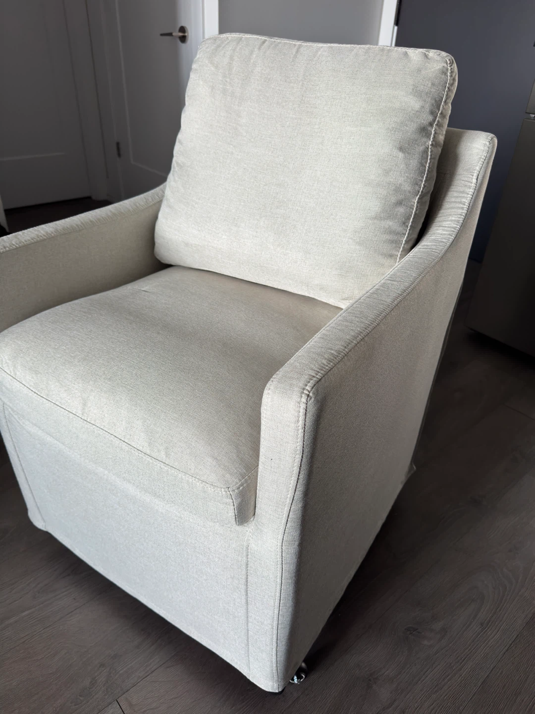 Cream Upholstered Armchair - photo 2