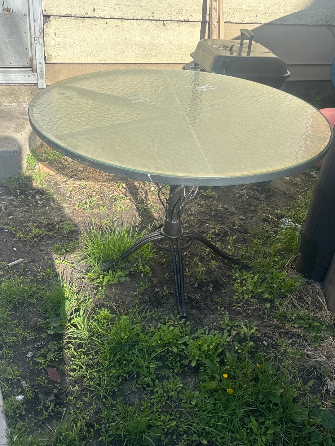 Patio table best offer