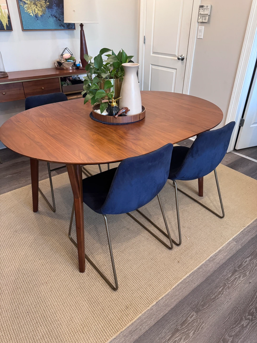 Set of 4 Navy Blue Velvet Dining Chairs