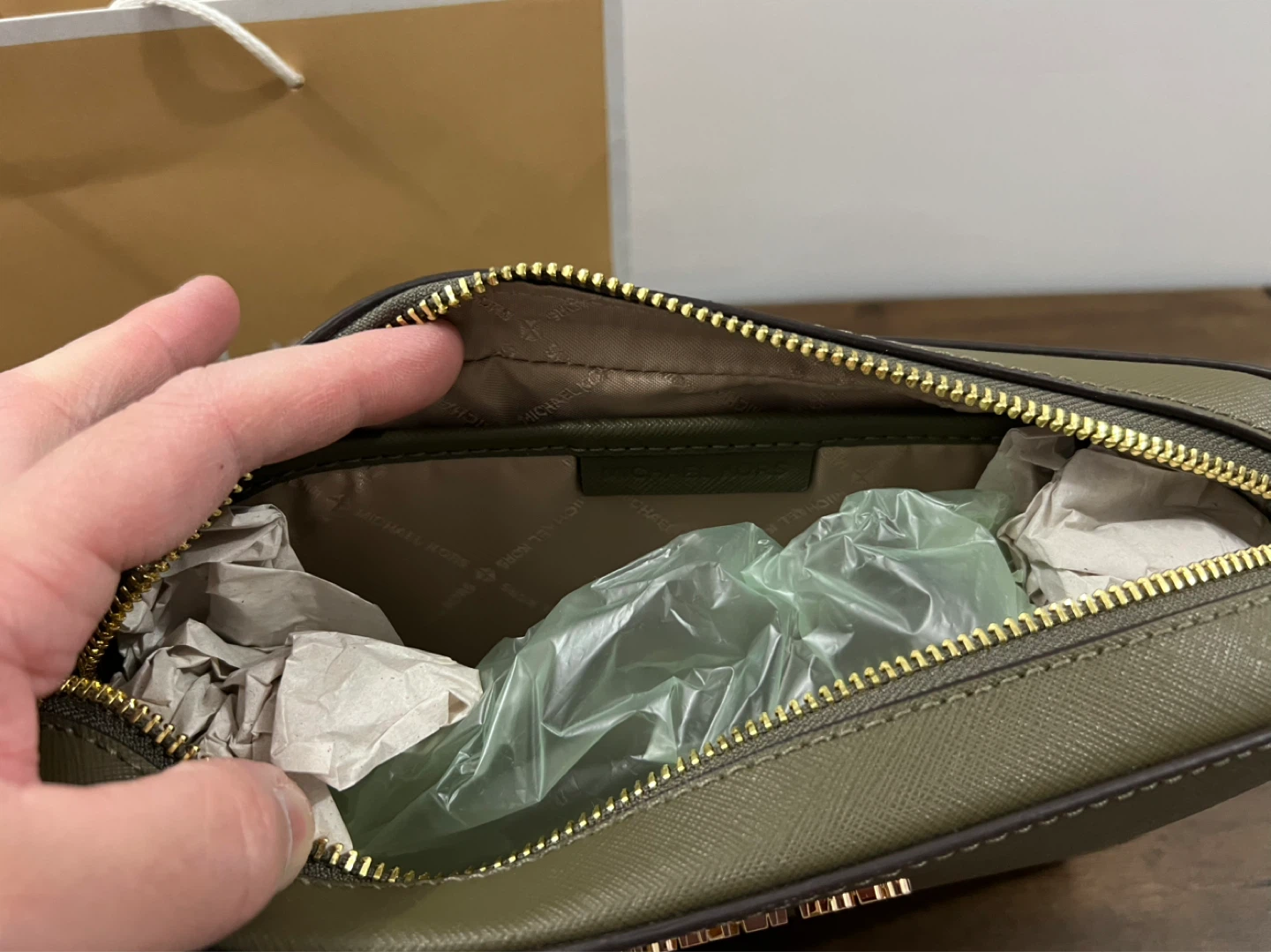 Michael Kors Camera Bag - Olive Green - photo 3