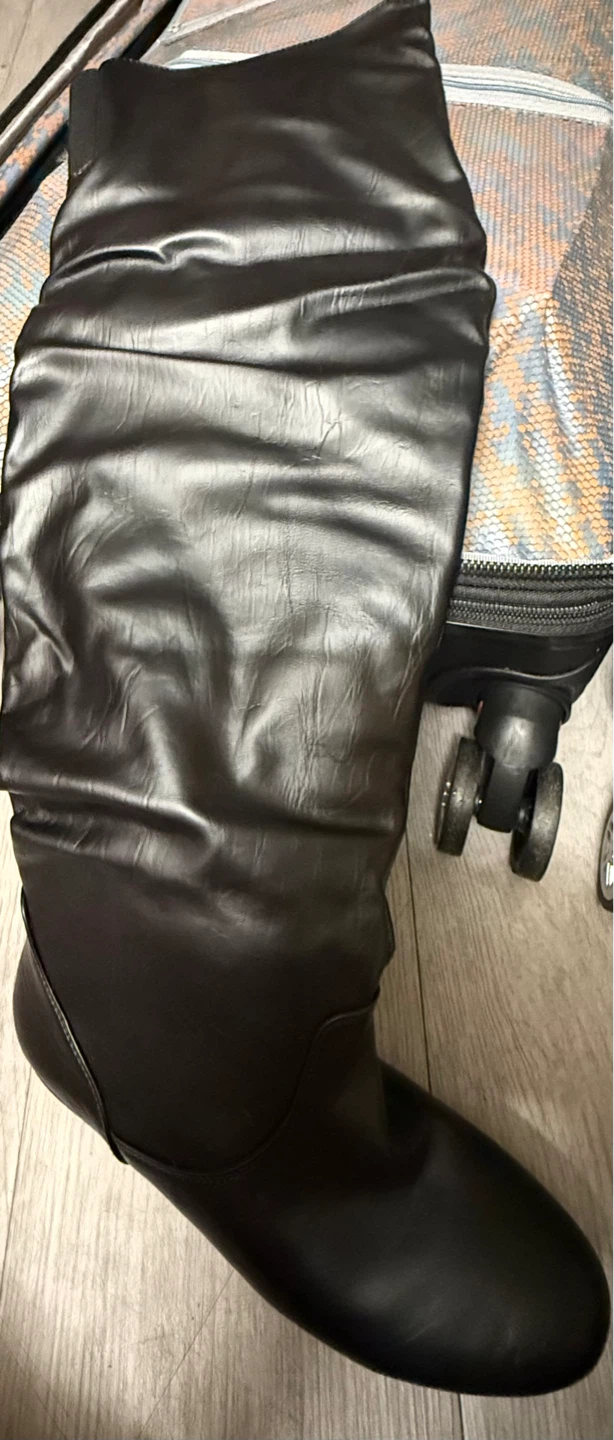 💚Black Faux Leather Slouch Boots Size 8💚