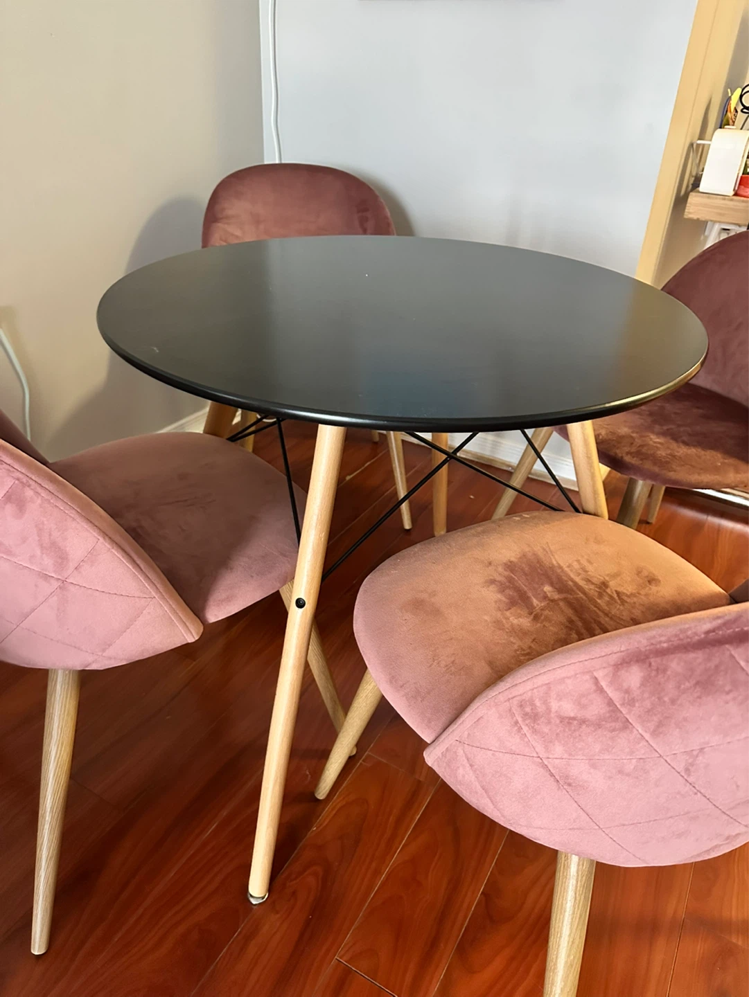 Round Black Dining Table - photo 2
