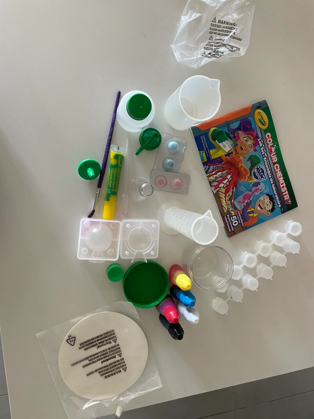 Crayola Colour Chemistry Lab Set ☘️