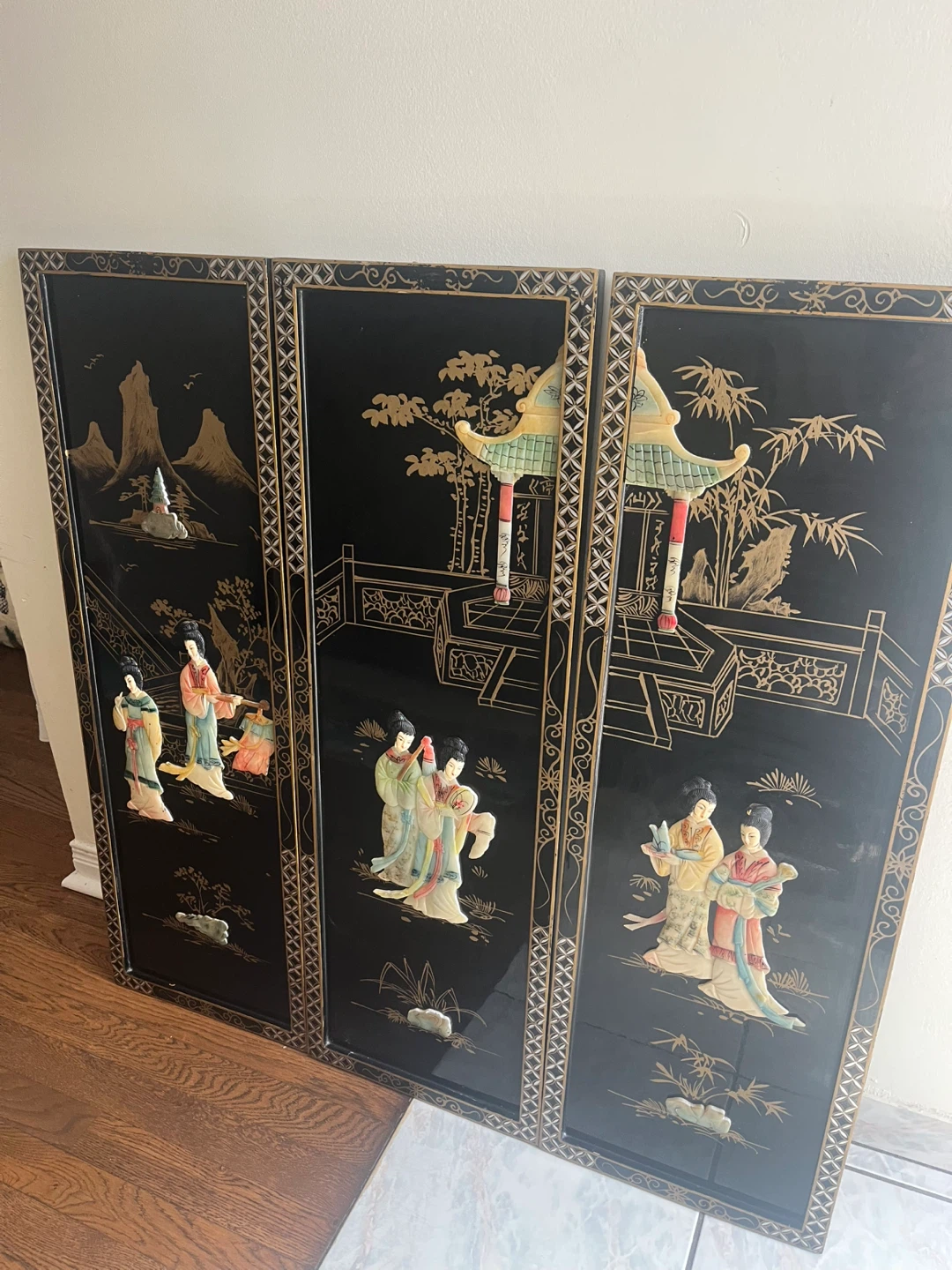 Vintage Black Lacquer 3-Panel Asian Screen - photo 2