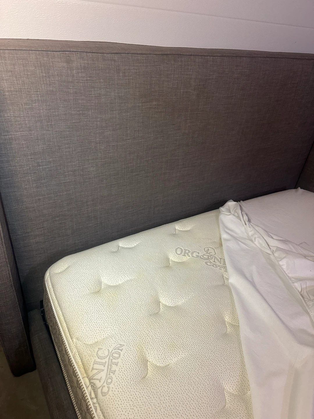QUEEN SIZE GREY UPHOLSTERED BED FRAME + MATTRESS - photo 2