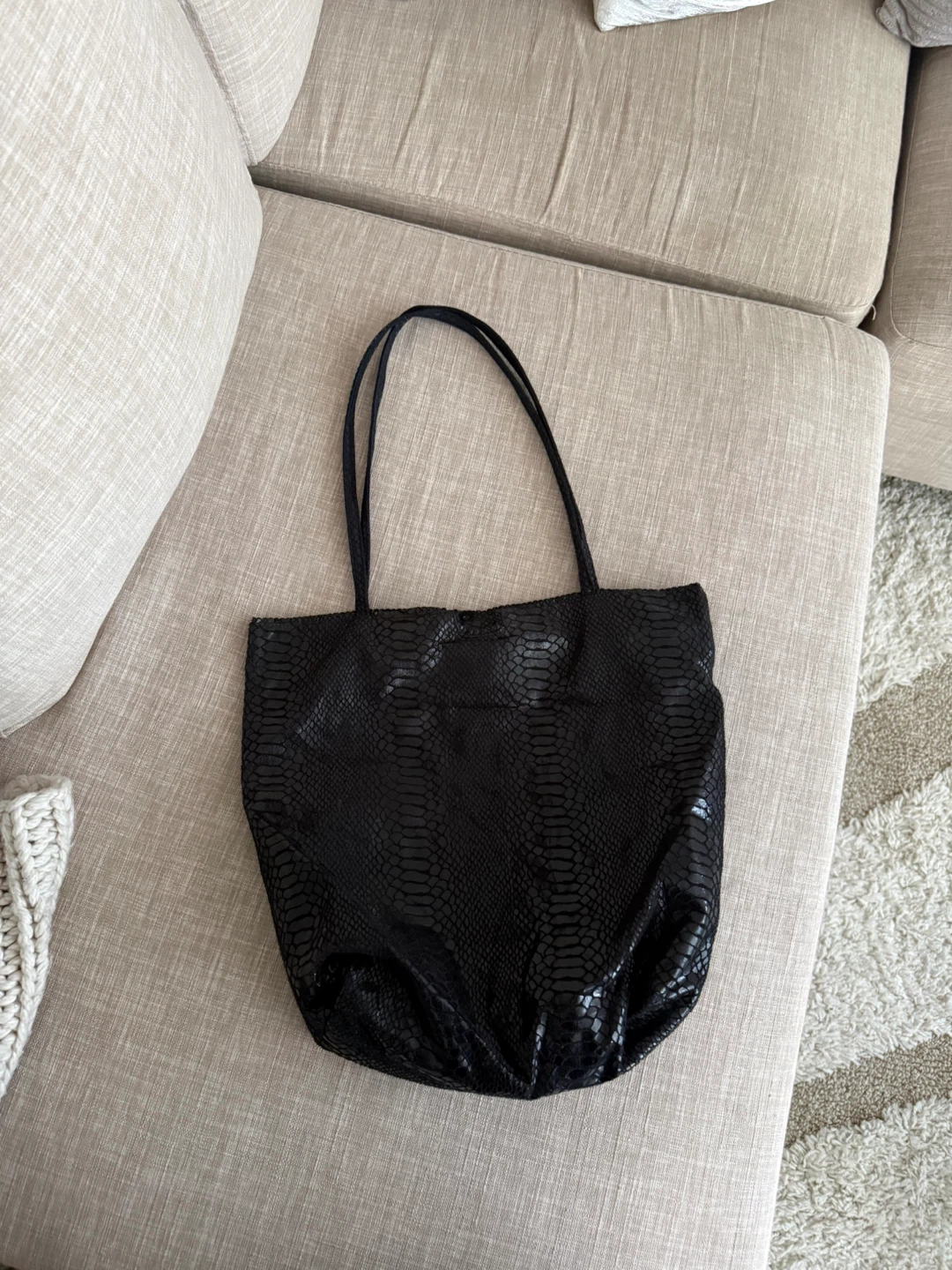 Carlos Falchi Black Snakeskin Tote Bag - photo 3