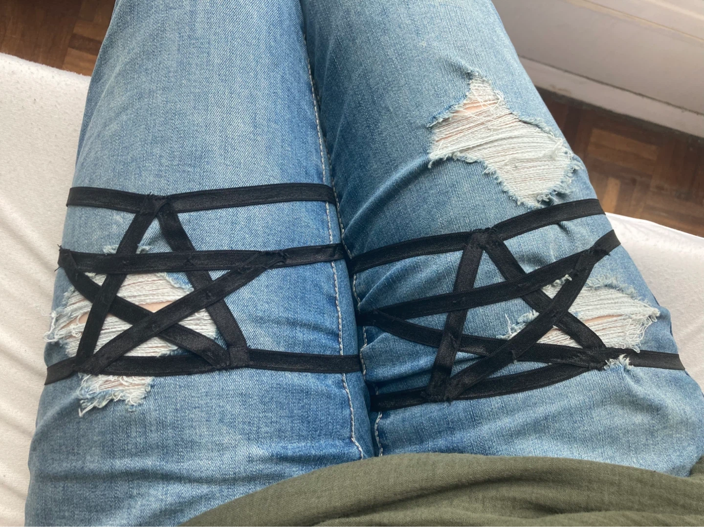 Black Star / Pentagram Thigh Garters (2)