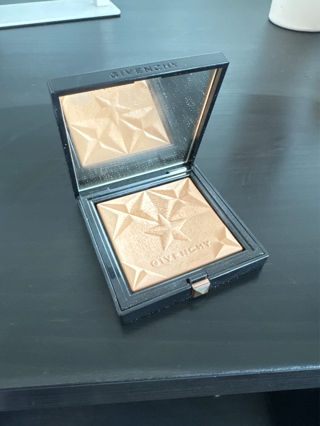 Givenchy Healthy glow powder