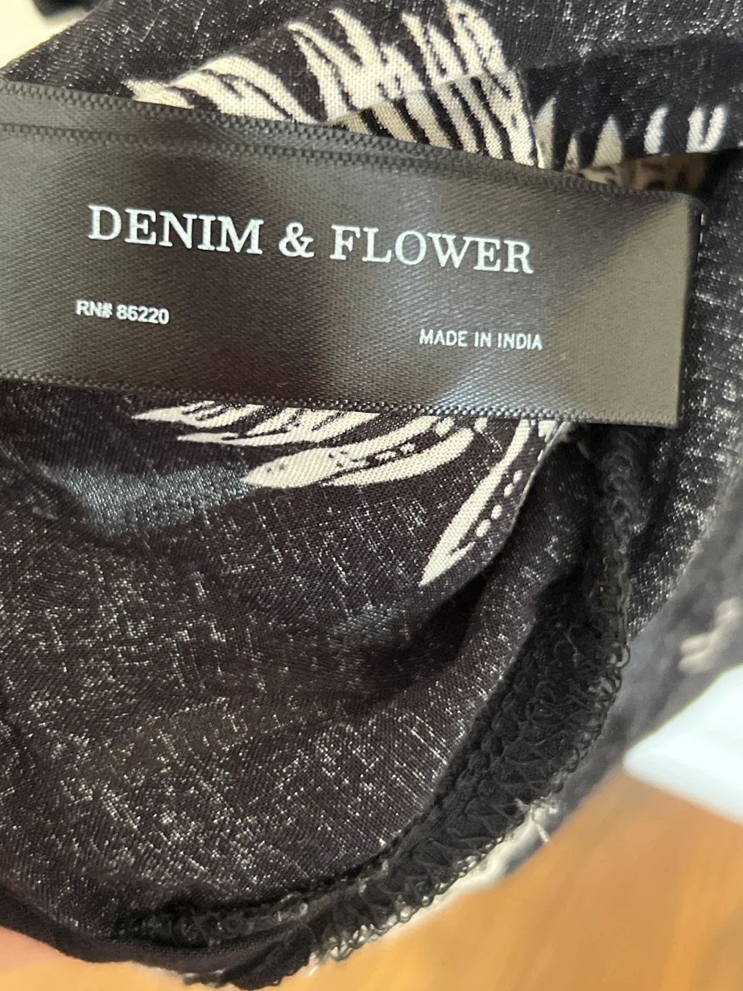 Denim & Flower Black Floral Short Sleeve - photo 4