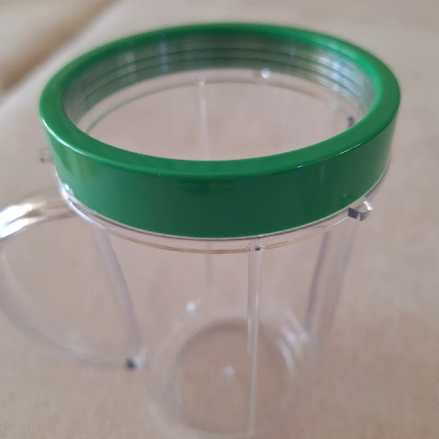Set of 2 Blender Cups with Red and Green Lids - photo 5
