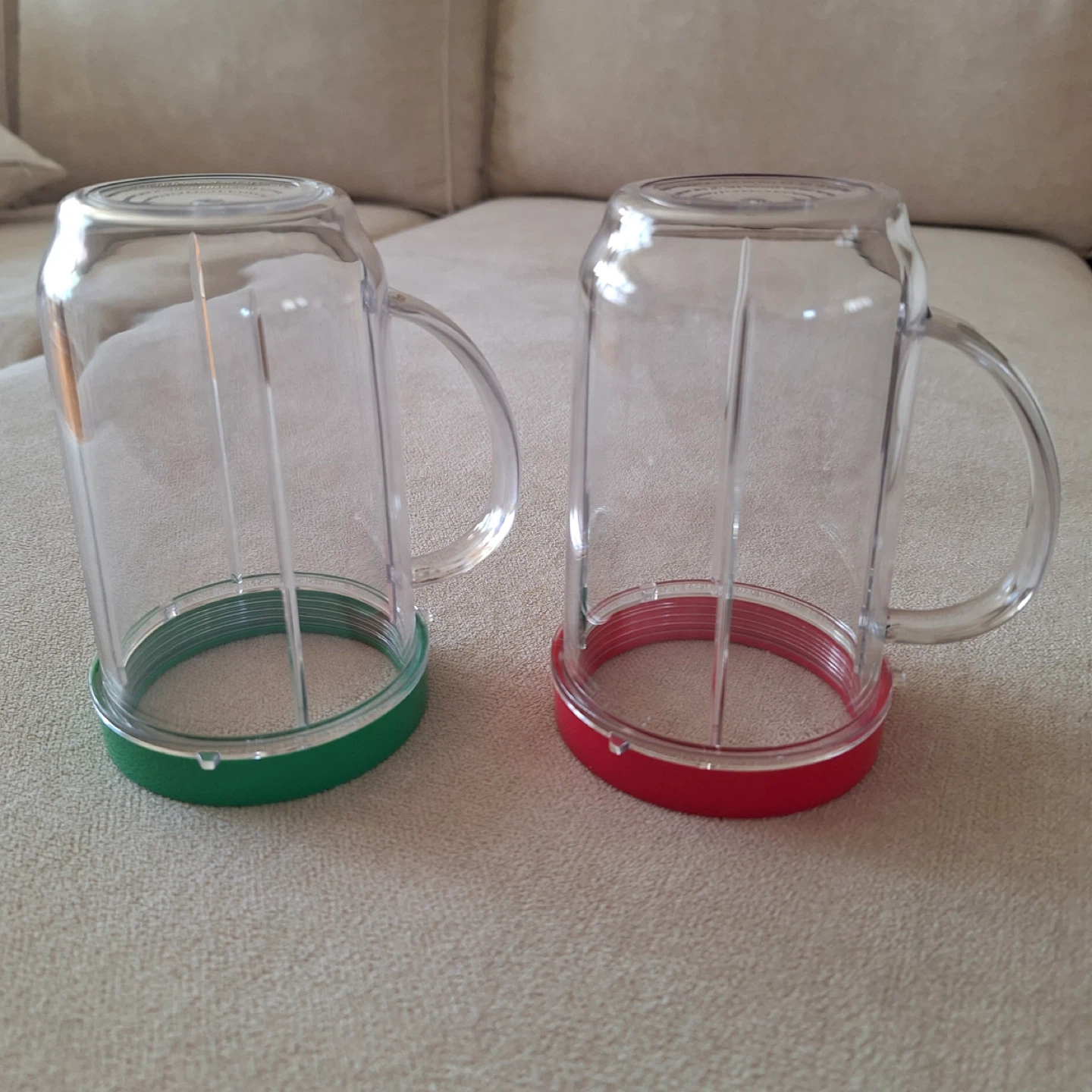 Set of 2 Blender Cups with Red and Green Lids - photo 2