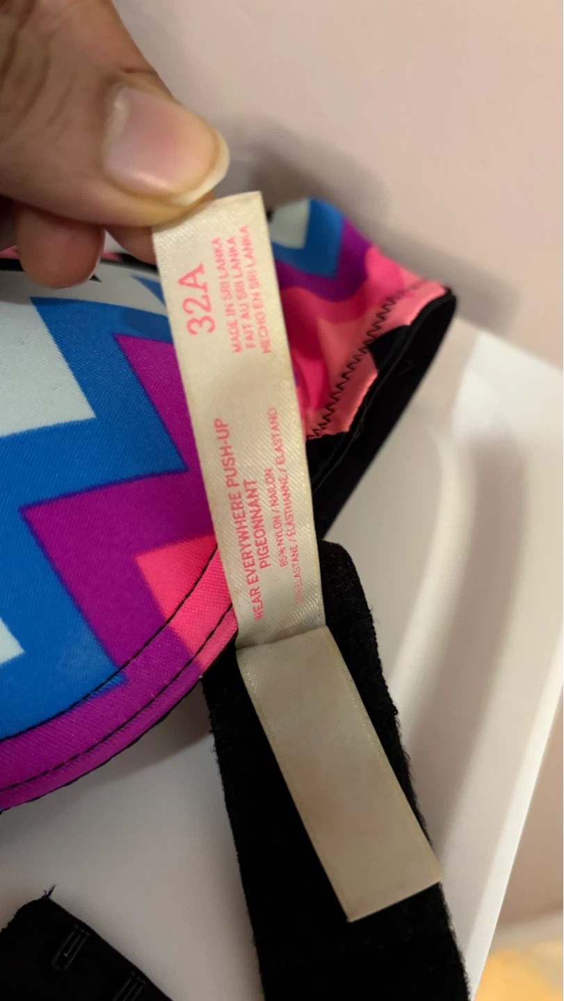 Pink Victoria's Secret Push-Up Bra 32A - photo 4