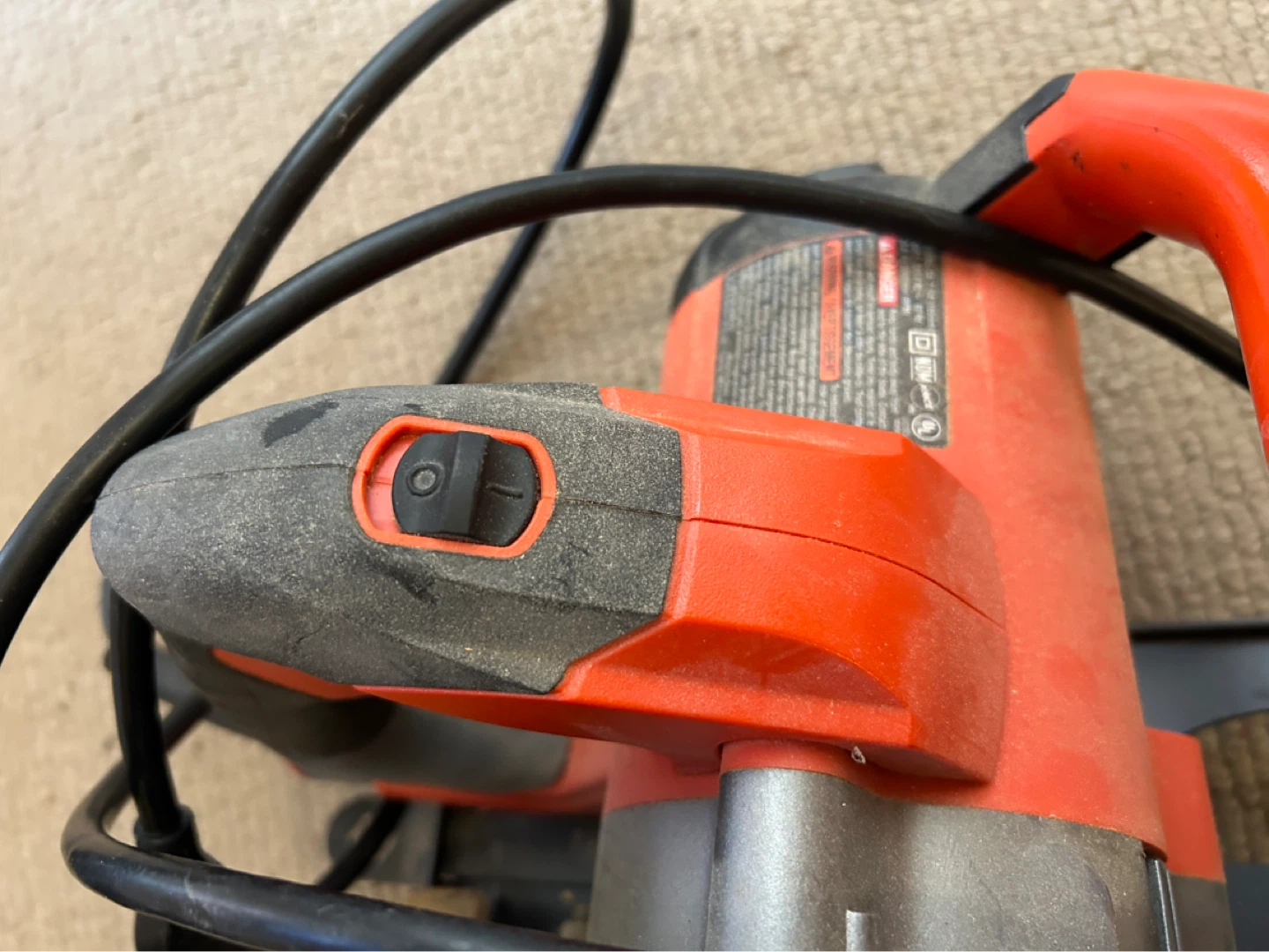 Black & Decker Circular Saw with Laser Guide - photo 4