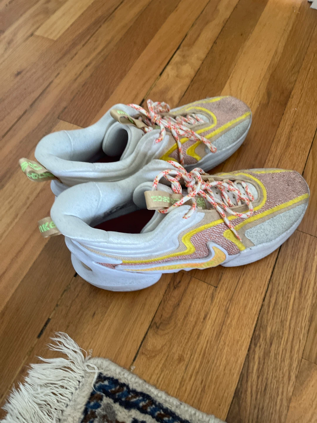 Nike Cosmic unity 3s