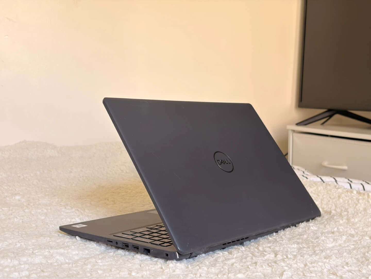 Dell latitude 3510 Laptop — i5-10th Gen / 8GB RAM / 256GB SSD - photo 3