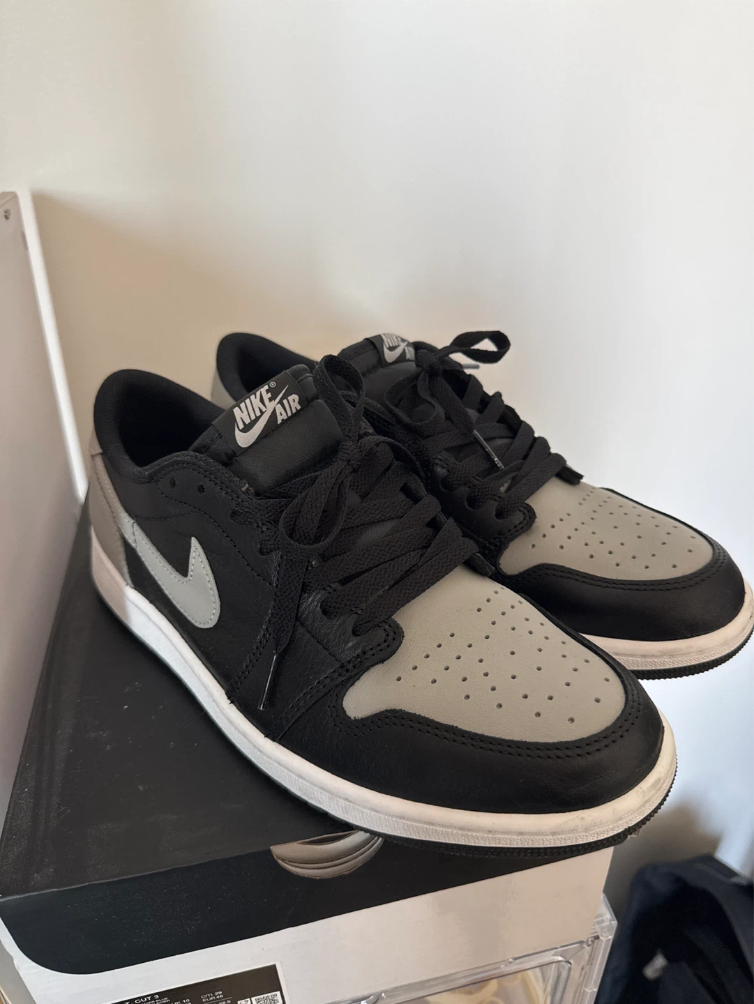 Air Jordan 1 Low SE "Shadow" Men's Size 10.5