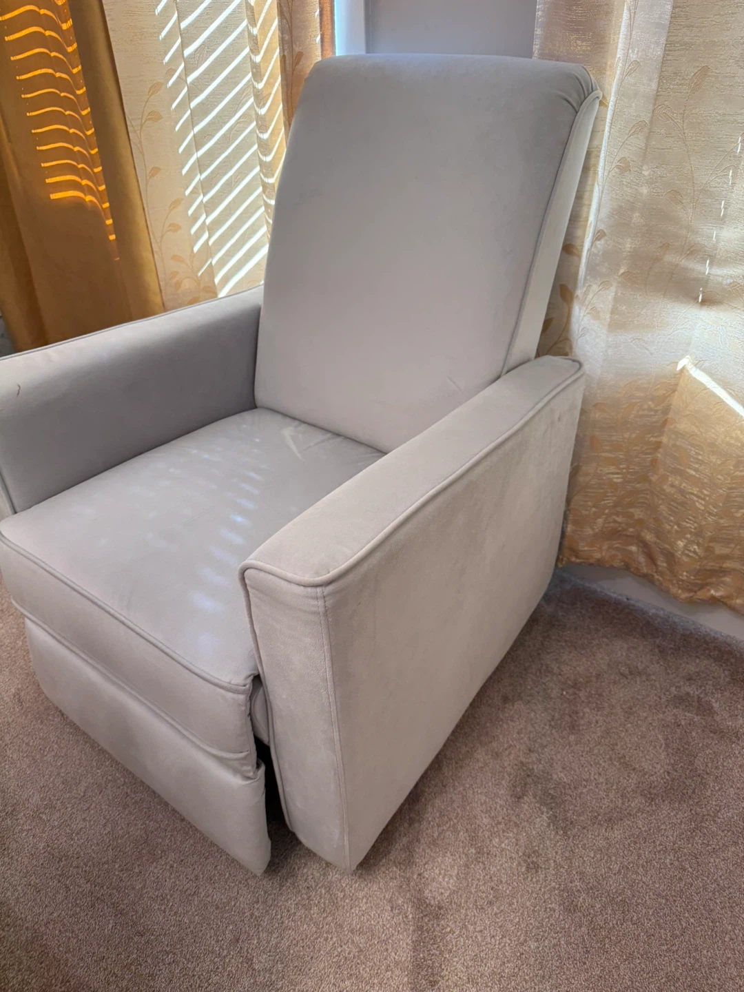 Light Grey Recliner Chair