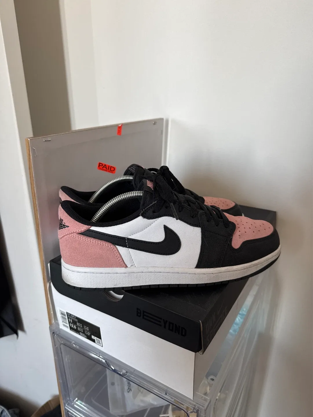 Air Jordan 1 Low SE 'Arctic Punch' Sneakers - photo 3