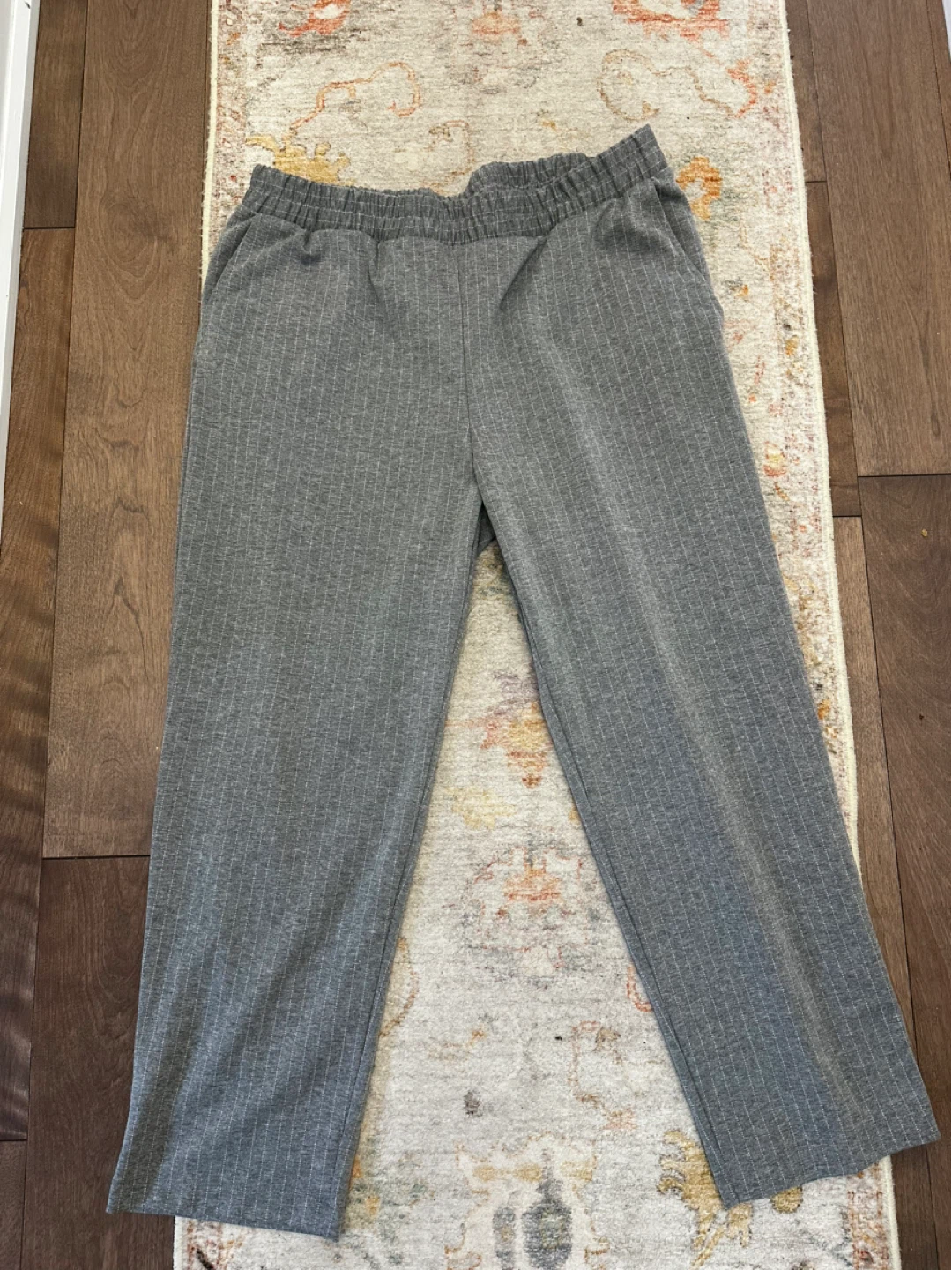A New Day Grey Striped Lounge Pants - Size L